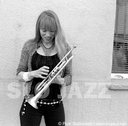 SASKIA LAROO jazz women trumpet photo slojazz